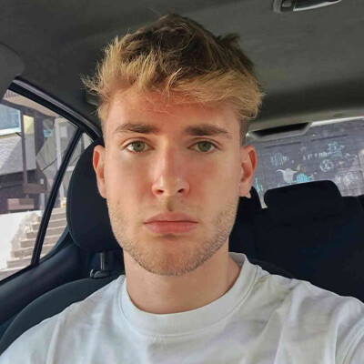 Akos zoekt een Kamer in Breda